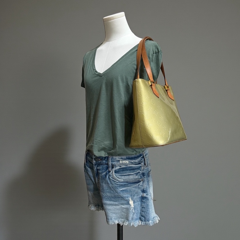 Authentic Louis Vuitton Vernis Houston Tote Shoulder Bag! Comes with COA! - Picture 15 of 16